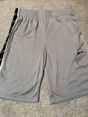 3/$15 - Puma Gray Athletic Shorts, sz YXL